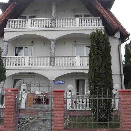 Kristaly Apartman Bed & Breakfast Heviz Luaran gambar