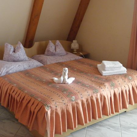 Kristaly Apartman Bed & Breakfast Heviz Luaran gambar