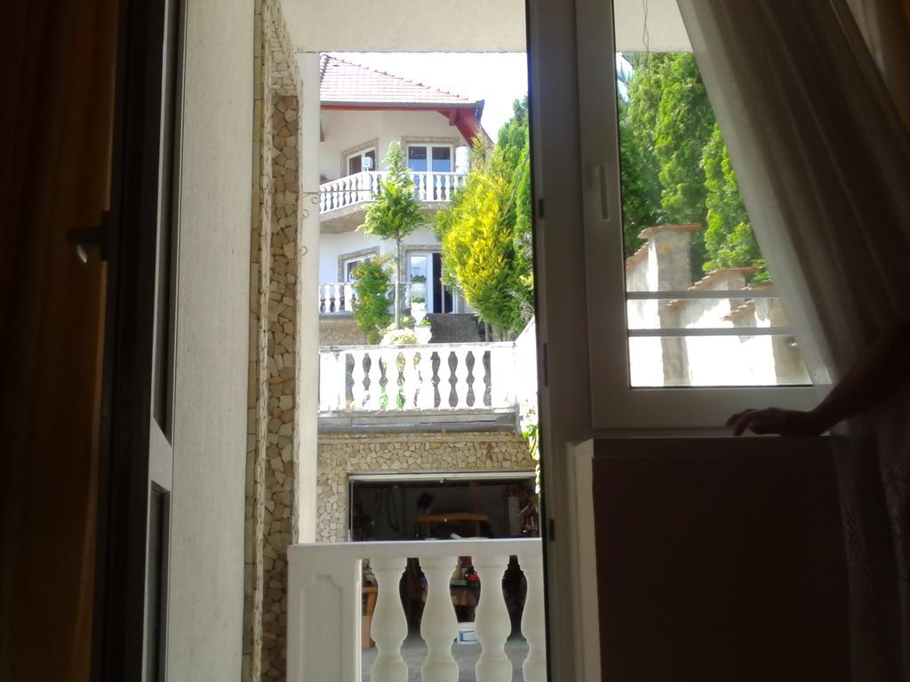 Kristaly Apartman Bed & Breakfast Heviz Luaran gambar