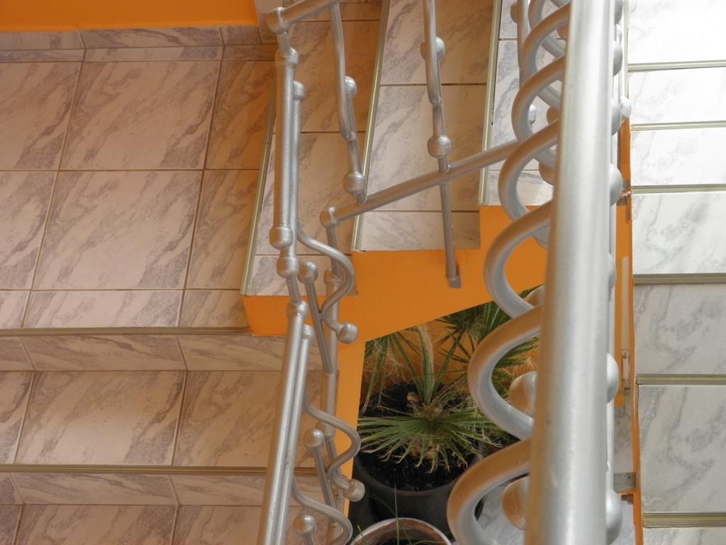 Kristaly Apartman Bed & Breakfast Heviz Luaran gambar