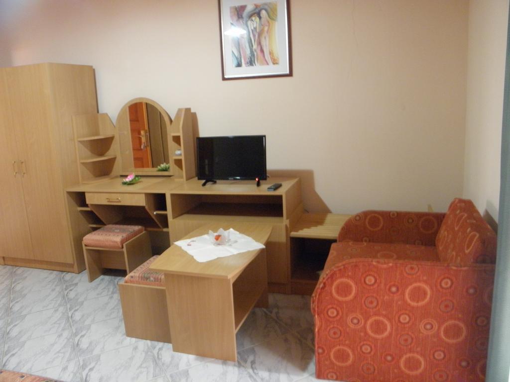 Kristaly Apartman Bed & Breakfast Heviz Luaran gambar
